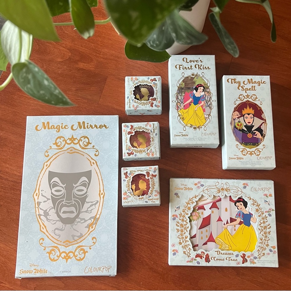 Snow White Collection